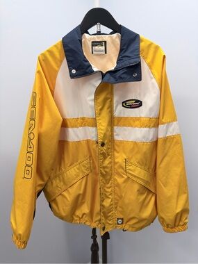 Seadoo Men's Yellow and White Colorblock Windbreaker with Navy Collar
